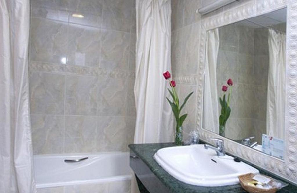Hotel Avenida เย-กลา ห้อง รูปภาพ